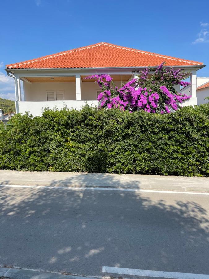 Apartmani Frane Tribalj Exterior foto